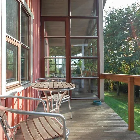 Two Bedroom Holiday In *
